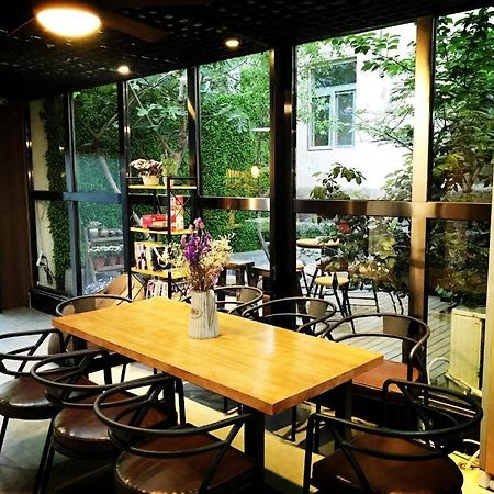 Lantian Garden Hostel 青岛 外观 照片